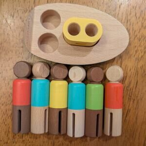 Lovevery Wooden Peg People and Boat